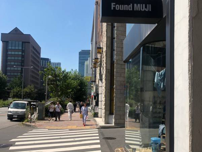 東京メトロ表参道駅からの道順