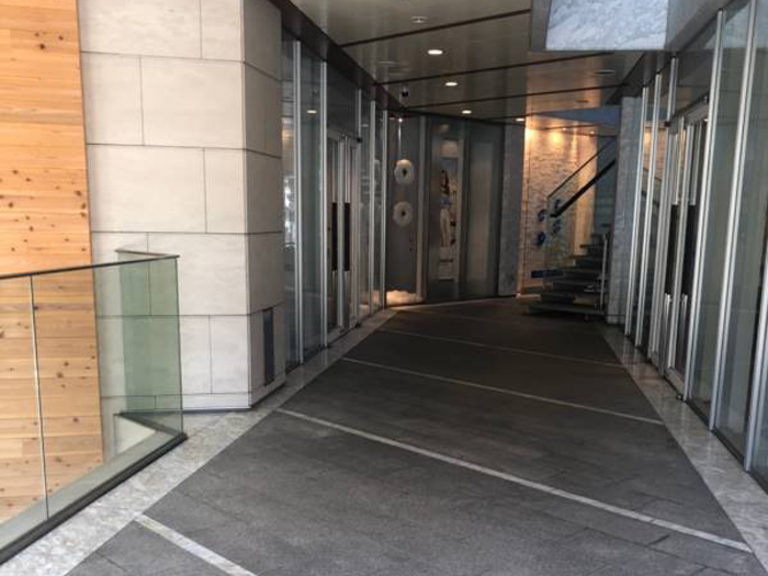 東京メトロ表参道駅からの道順